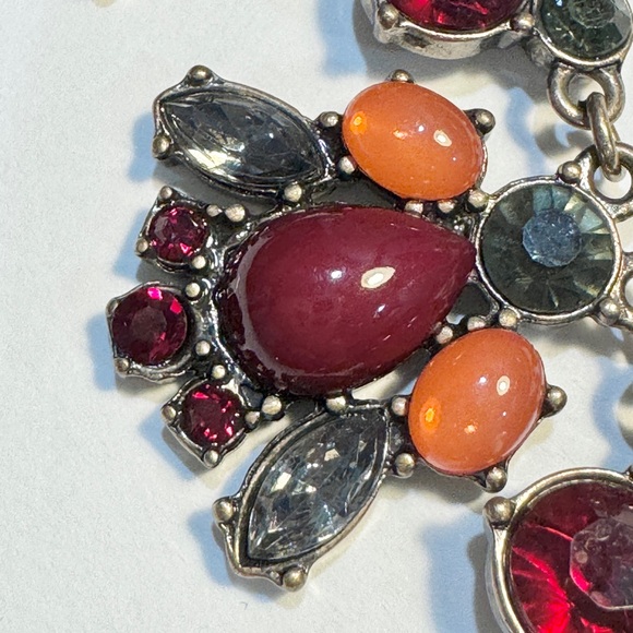 Rhinestone Dressy Statement Necklace 18” Red and Multi Color Stones - Picture 4 of 9